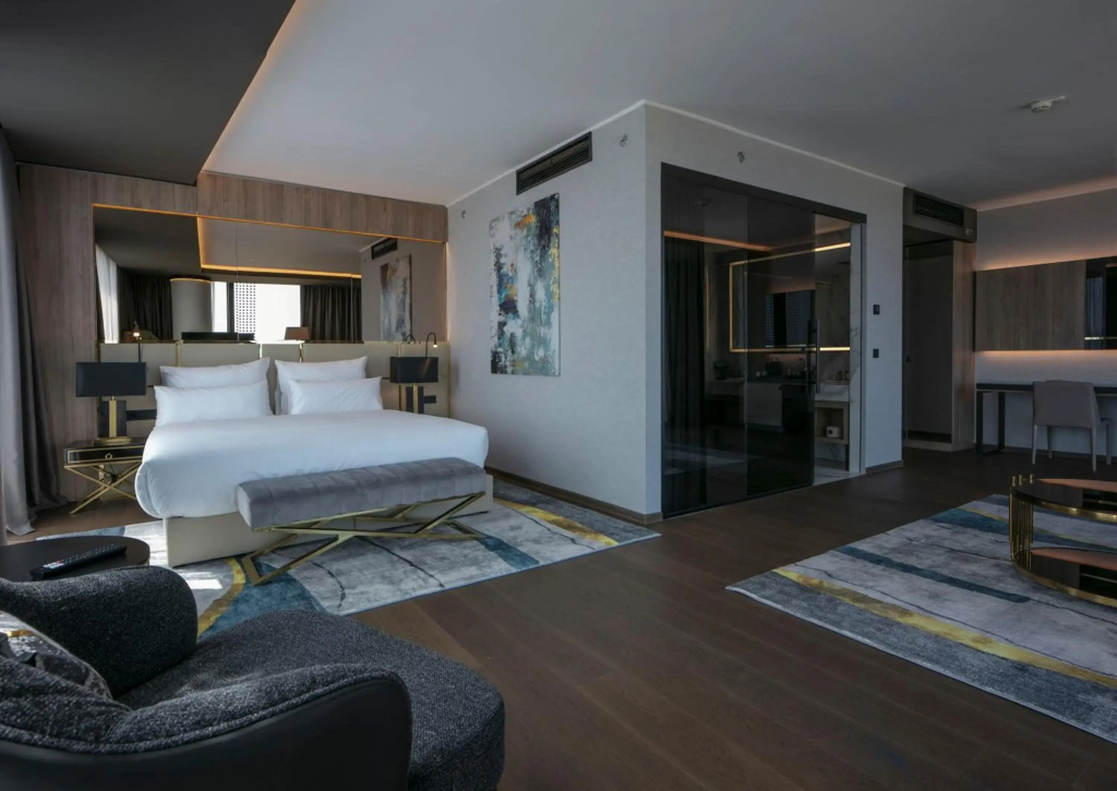 Grand Plaza Hotel & Congress Center