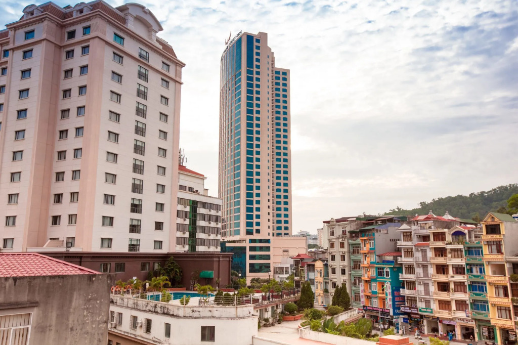 Alex Ha Long Hotel