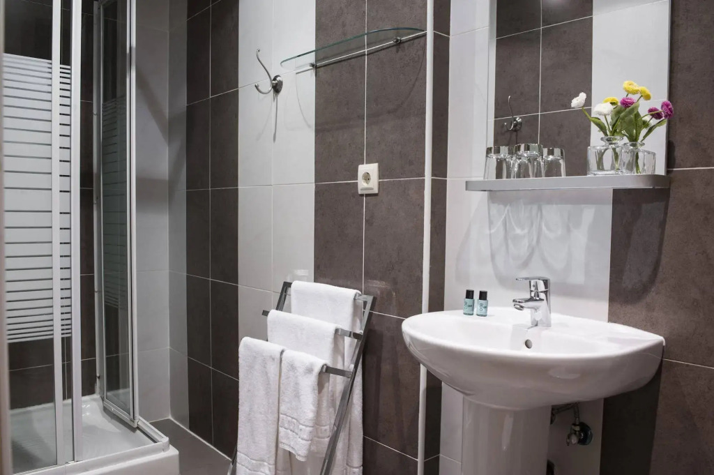 THC Gran Via Hostel