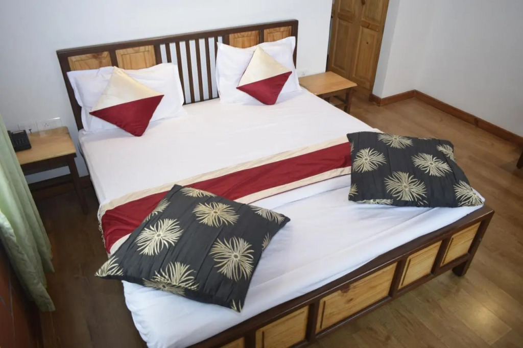 Altius Nest Hotel