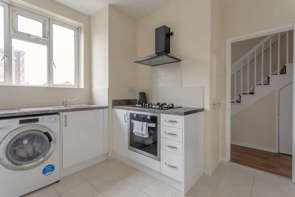 4 Bedroom Apartment in Battersea