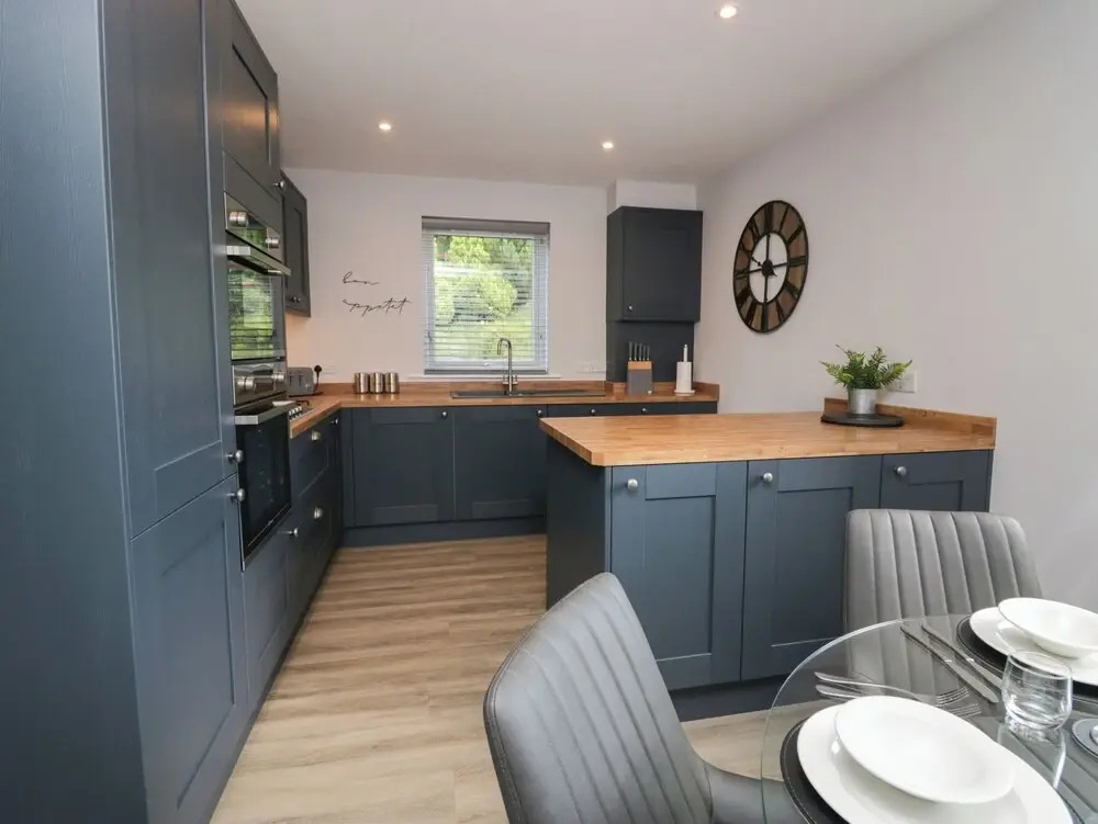 Garden Cottage No 1