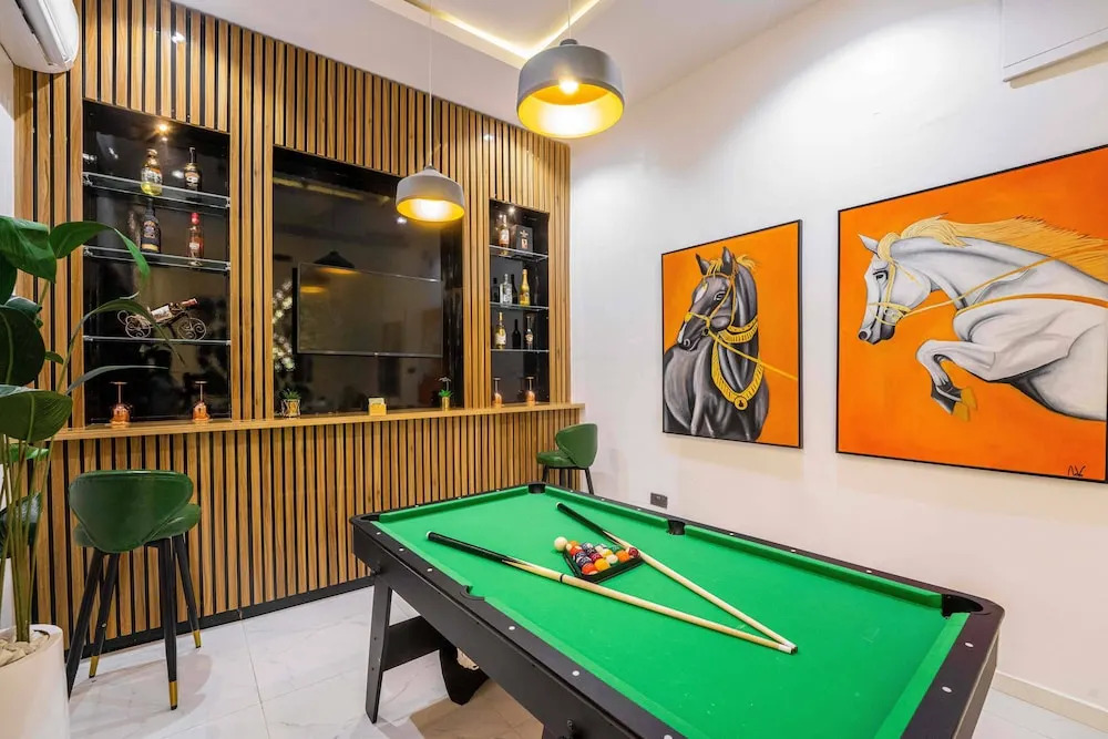Jayjay Homes And Apartment