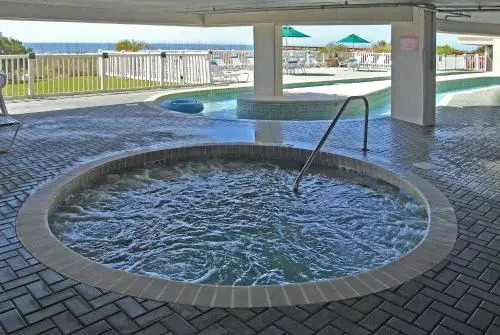 Ocean Bay Club 807 - Naturally beautiful unit with a recliner and indoor pool
