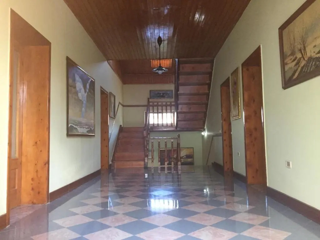 Hostel Grande House