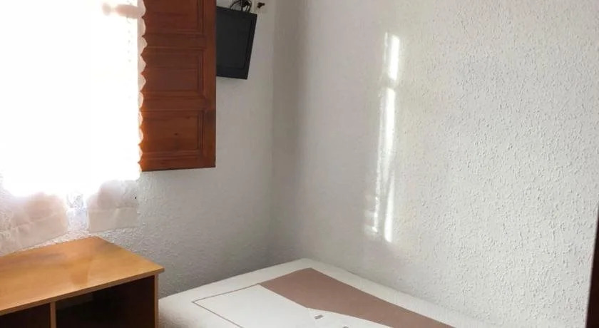 Hostal Paratene