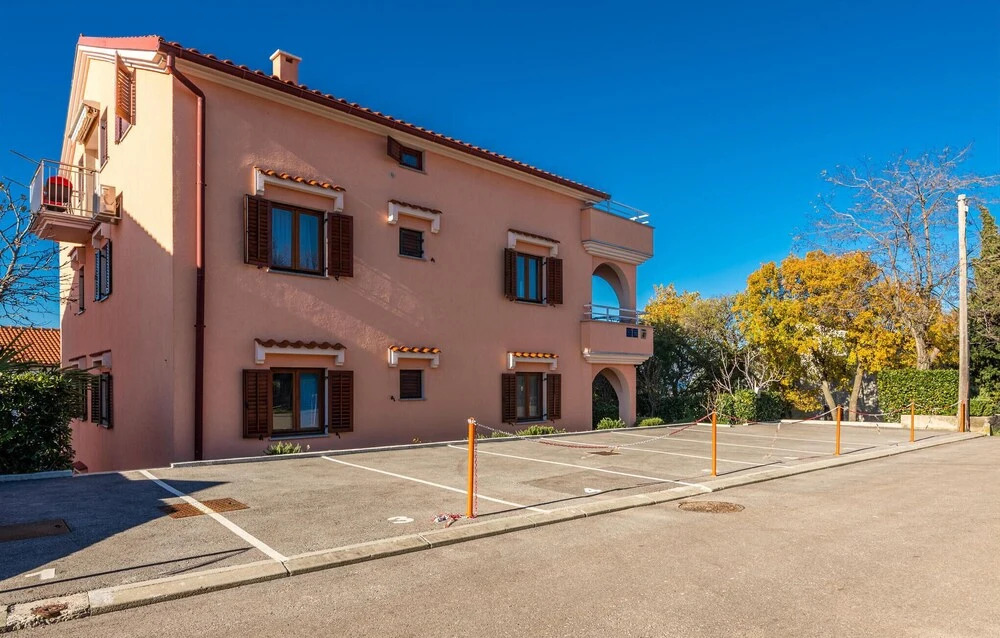 Stunning Apartment in Njivice With Wifi and 2 Bedrooms
