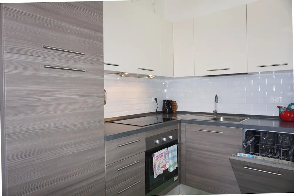 Beautiful Beachfront Apartment With Terrace Sea View and Swimming Pool