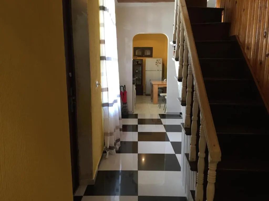 Guest House On Tabidze 2