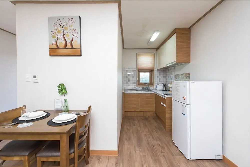 Mendorong House