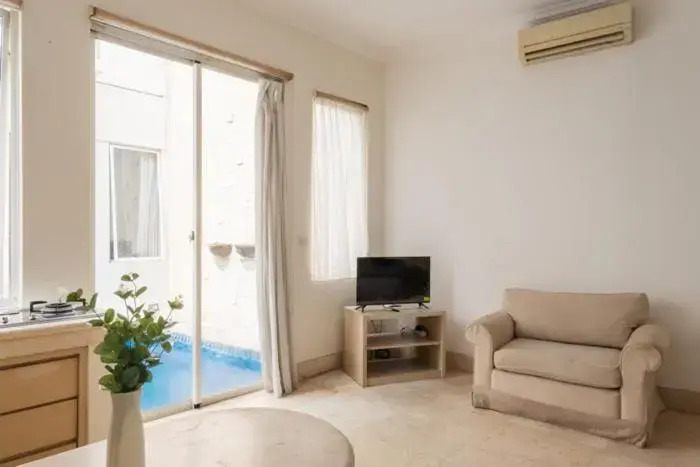 The Unit Residence