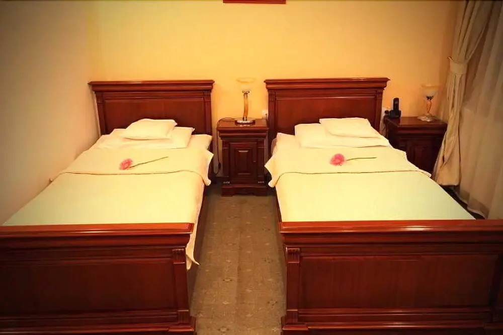 Hotel Opal
