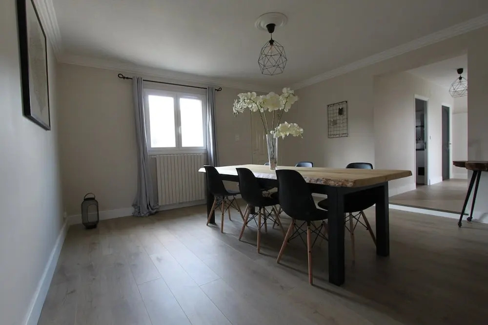 Apartement 120m with garden in a villa