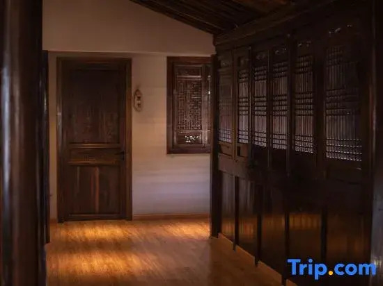 Lanxi Jiezi college fine bed and breakfast