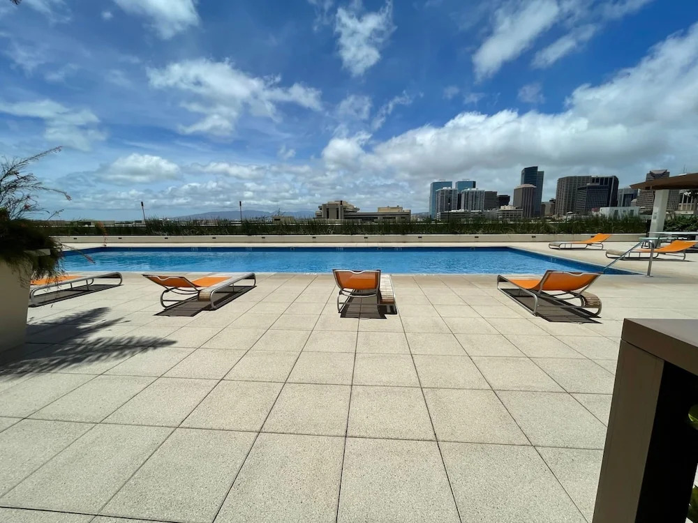 Residence Salt at Kakaako