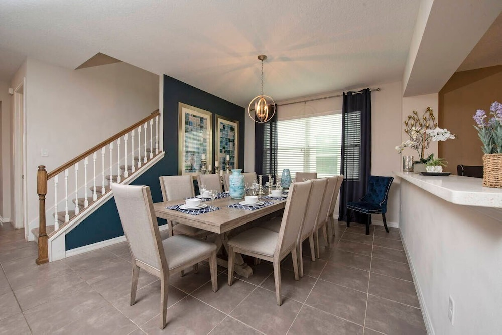 9BR Home w/ Private Pool Solara Resort