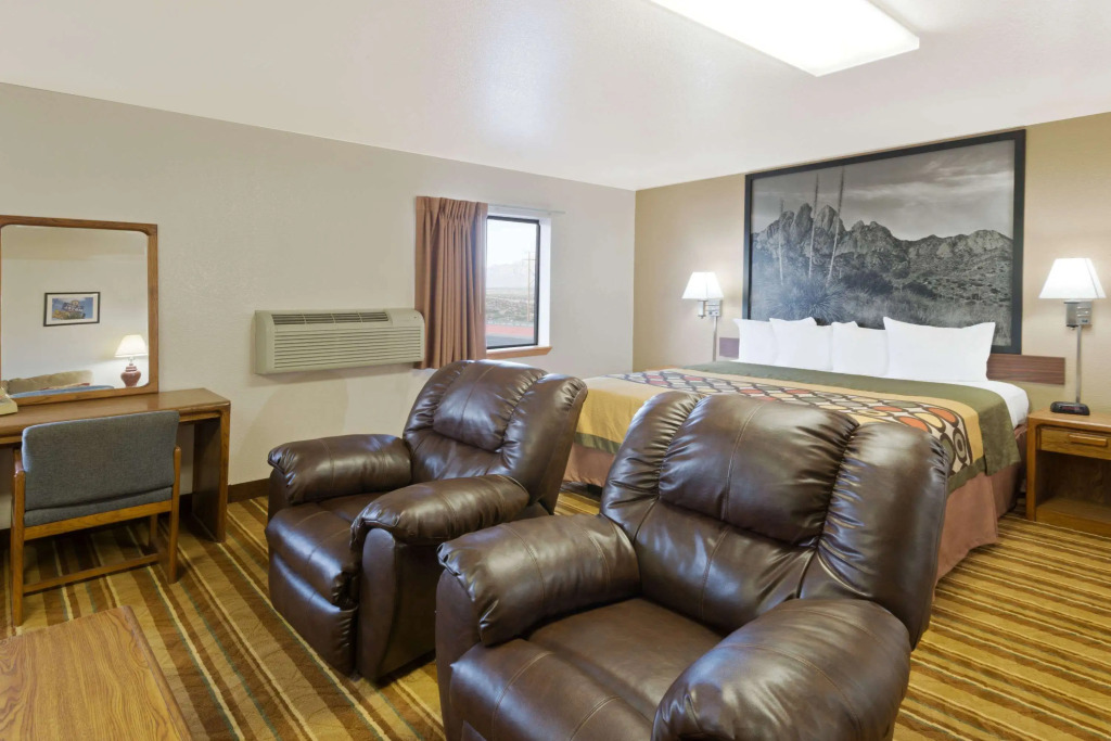 Super 8 by Wyndham Las Cruces/White Sands Area
