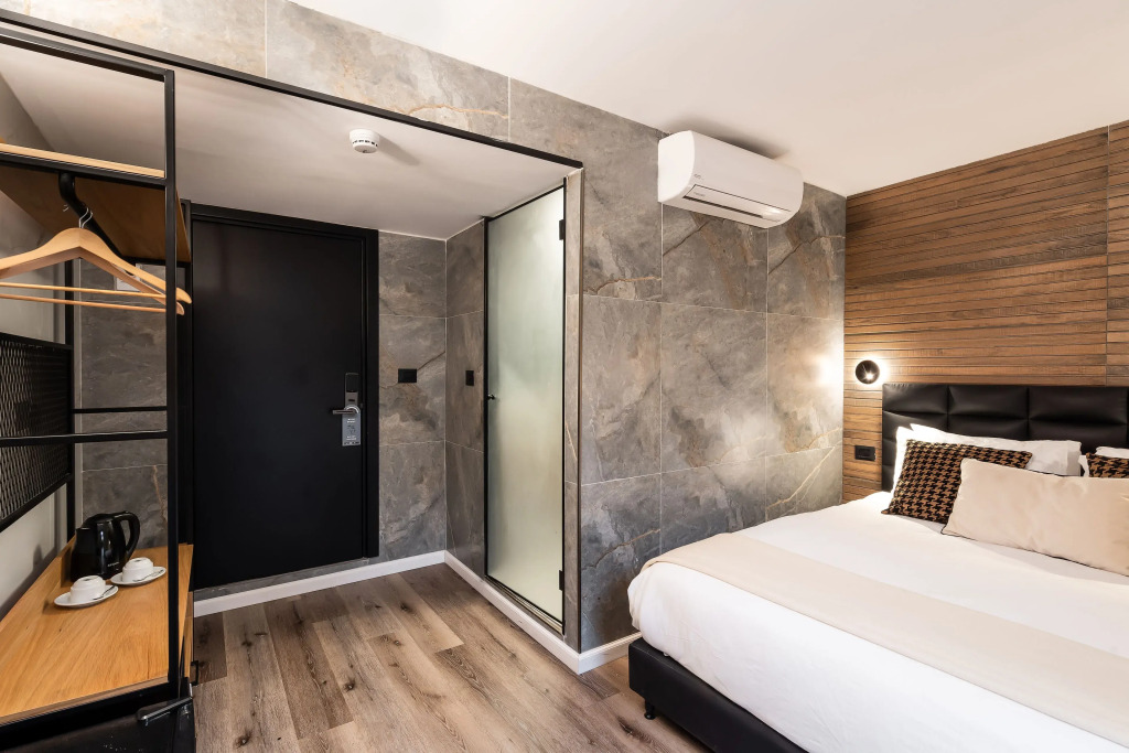 Mulan Hotel TLV