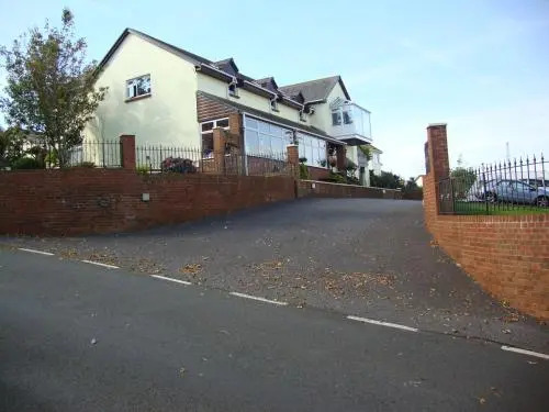 Lakeland Guest House