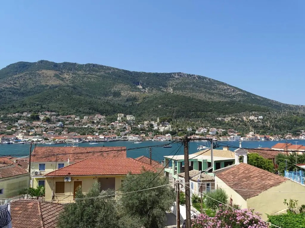 Maroudas Stavros Apartments