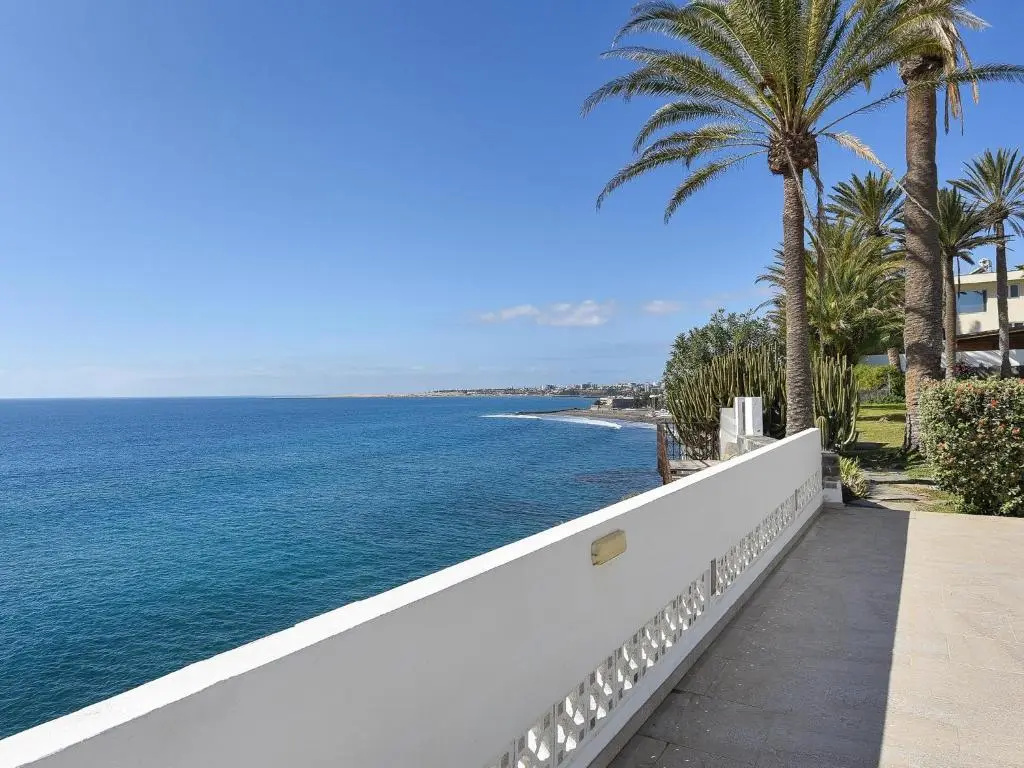 Sea Haven 101 by VillaGranCanaria