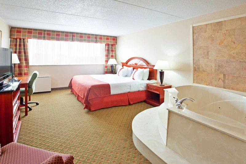 Holiday Inn Muskegon-Harbor