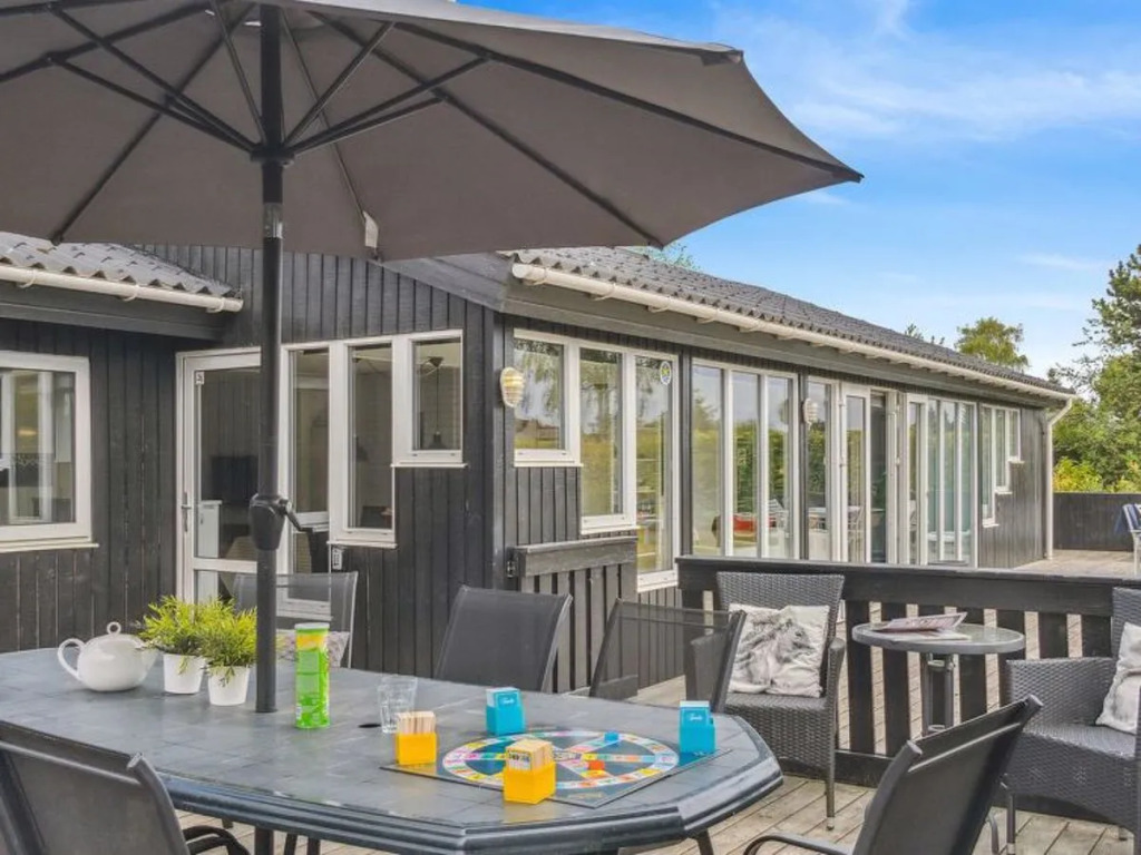 "Ruse" - 1.1km from the sea in Lolland, Falster and Mon