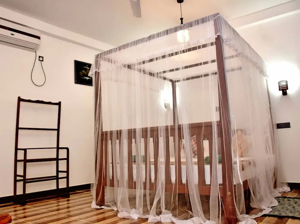 Hotel Aram