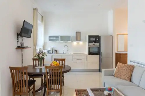 Apartments Villa Victoria I