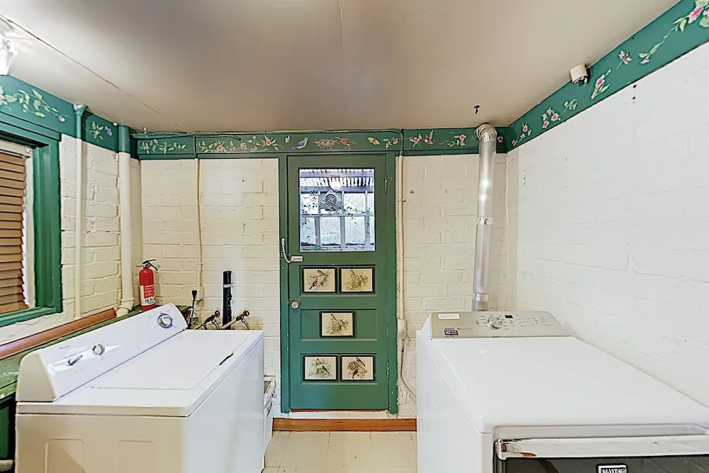 Hidden Gem: 1-acre Lakefront W/ Hot Tub, Dock 4 Bedroom Home