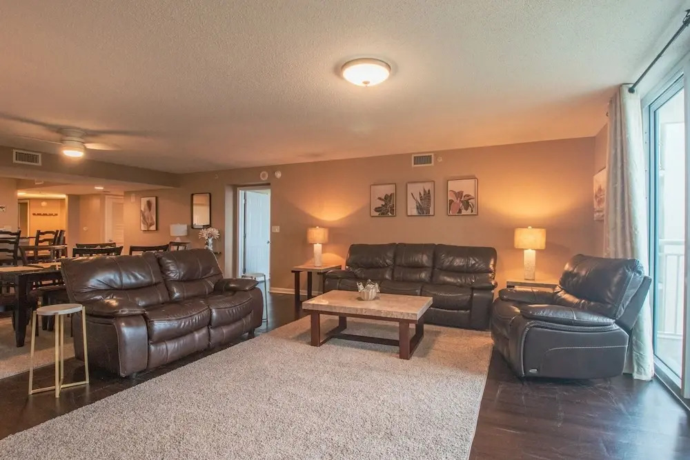 Yacht Club Villas #2-204