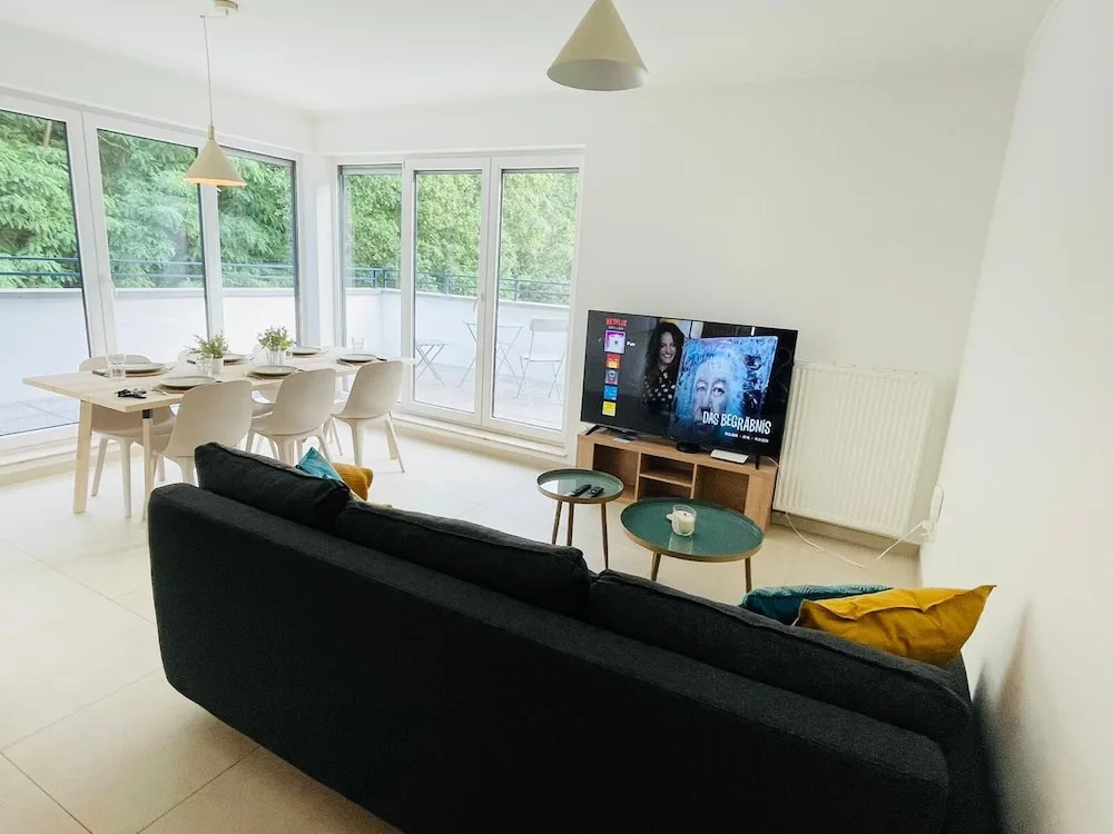 Luxury Green Penthouse Terrace & Parking