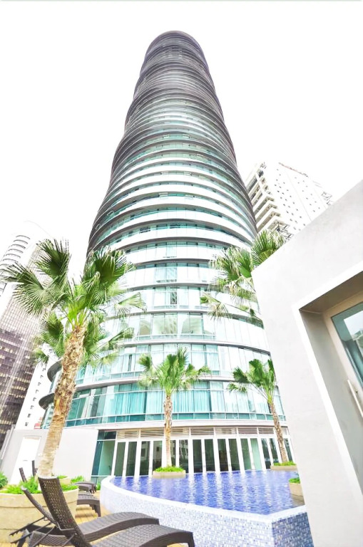 Vortex Family Suites Apartment