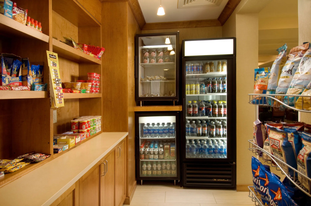 Holiday Inn Express & Suites Alexandria - Fort Belvoir by IHG