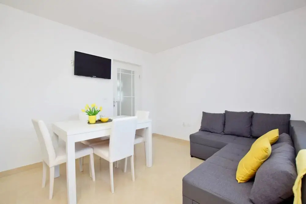 Apartment Maja