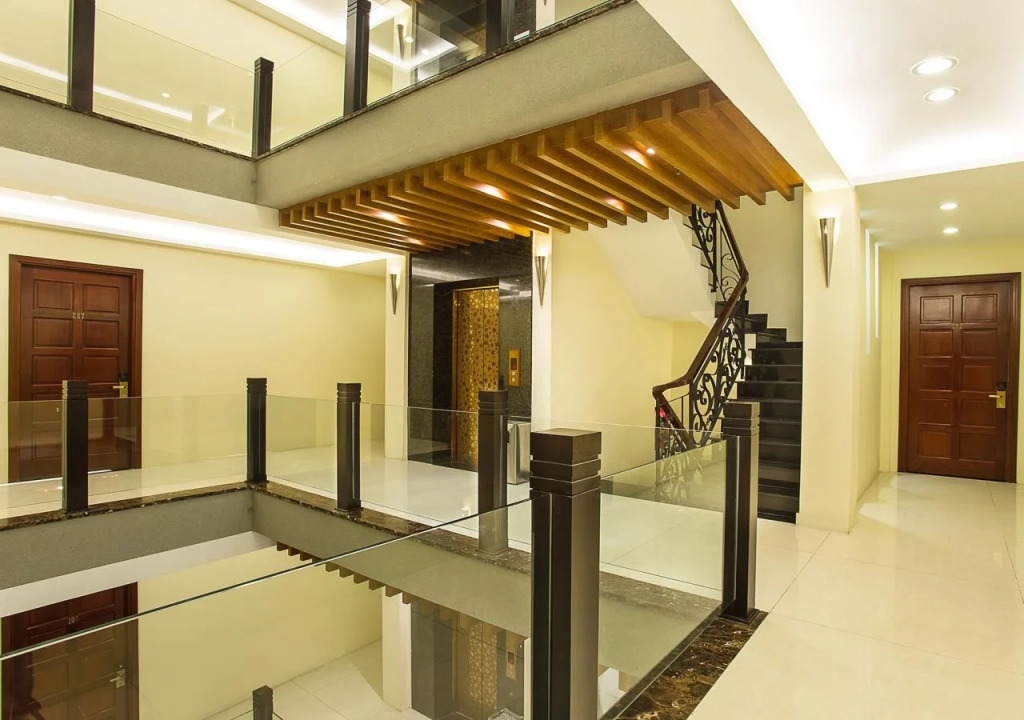 Valentine Hotel