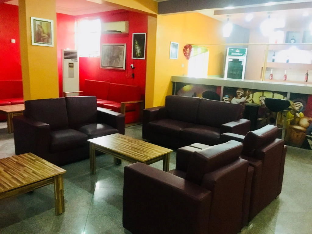 Duoban Hotel & Suite