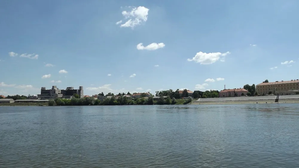 Apartments Osijek by the River