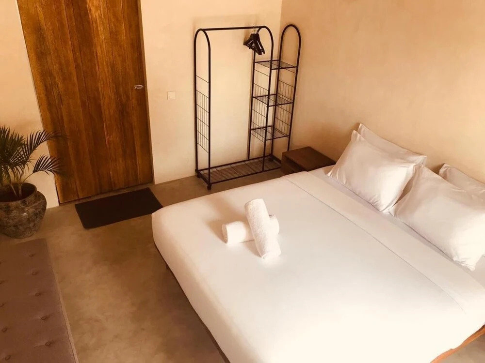 Bamba Capsule Hotel
