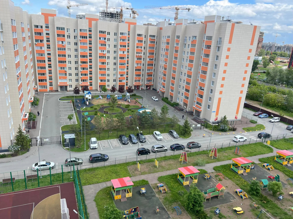 Шестиместная квартира рядом с метро, парком, ТЦ