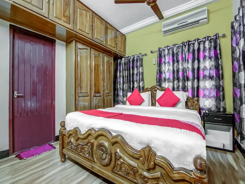Sunrise Villas by OYO Rooms