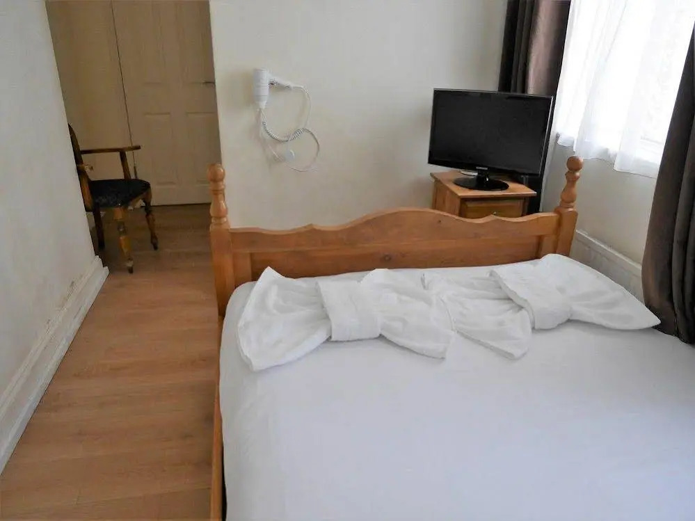 Iverson B&B