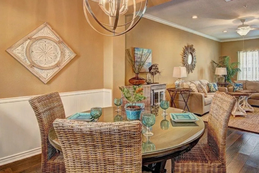 Blondie's Beachhouse - 3 Br Condo