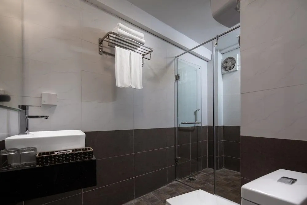 Hanoi Valley Boutique Hotel & Travel