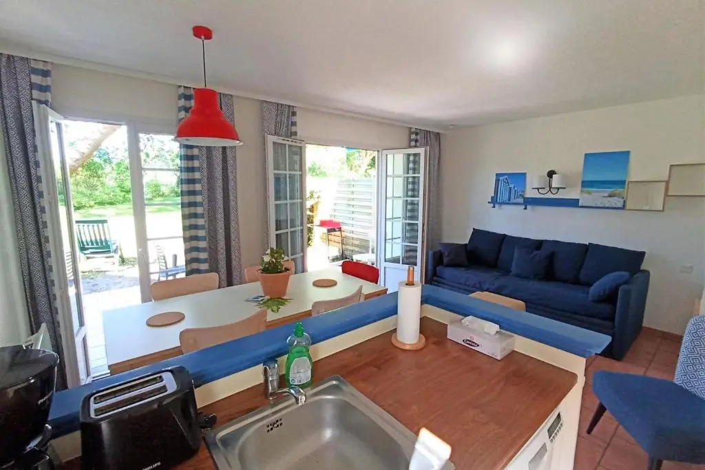 Bright 50 M for 6 with Balcony And Garden