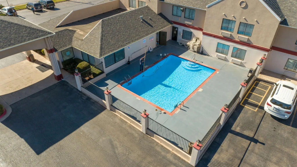 Best Western Abilene Inn & Suites