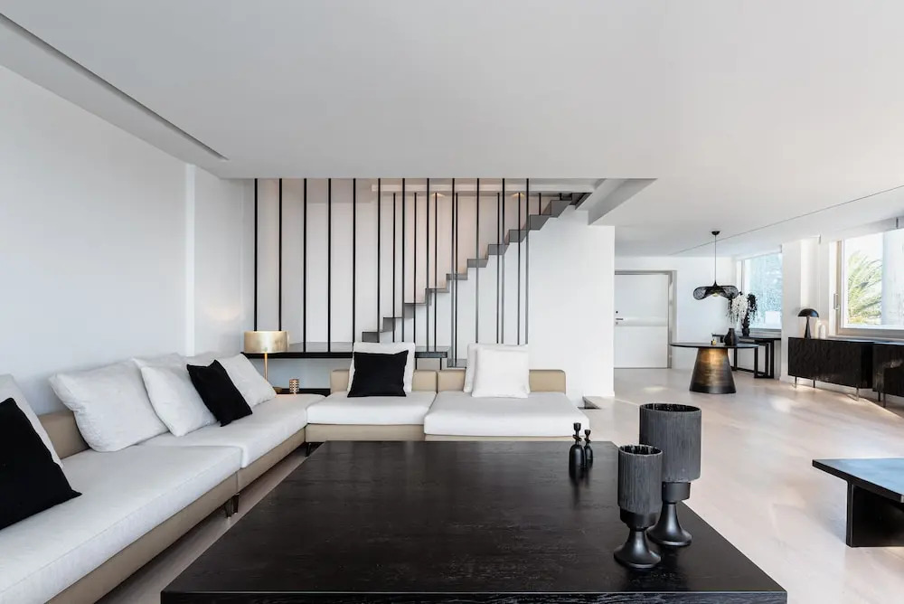 Black Stone Villa