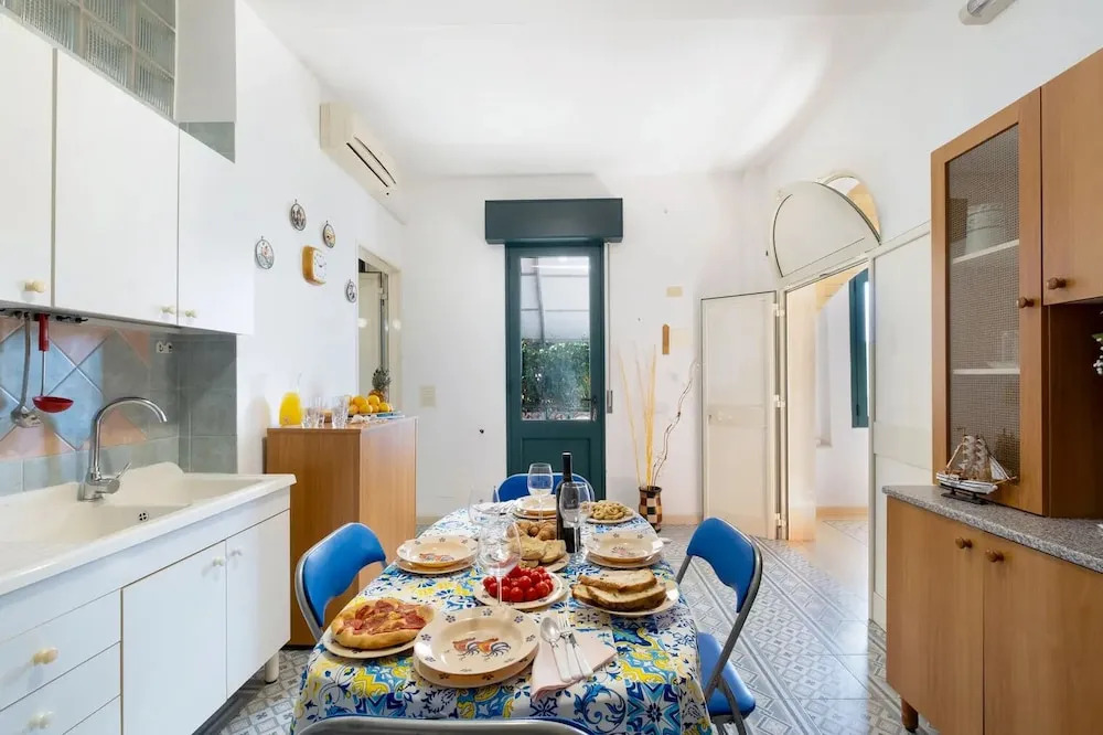 Apartment Tritone in Luxury Villa with Shared Pool