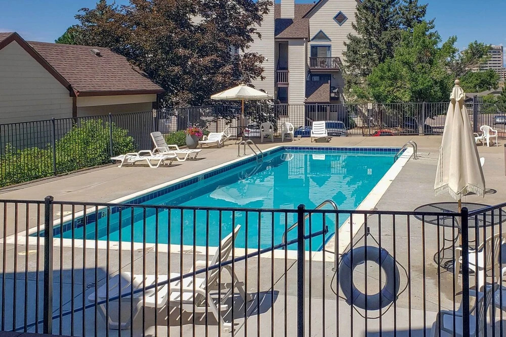 Condo w/ Patio & Pool Access in Greenwood Village