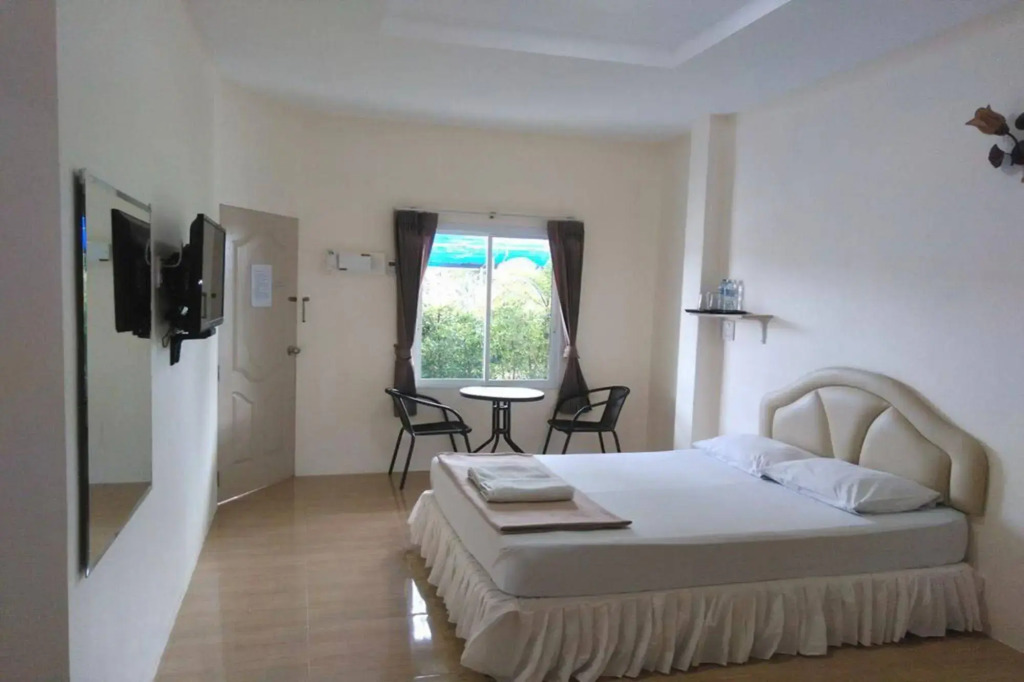 Krabi Ava Hill